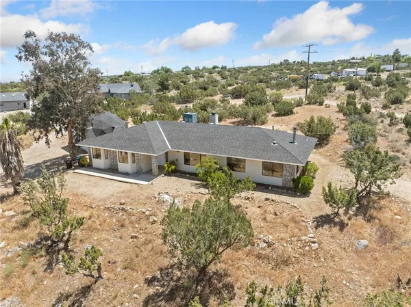 $580,000 | 9975 Desert View Road, Pinon Hills, CA 92372