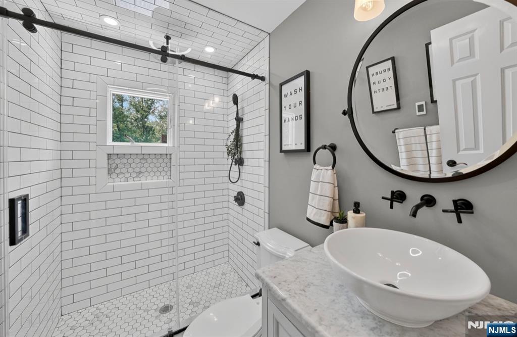 120 President Road Washington Township, NJ 07676 - Photo 23 of 45