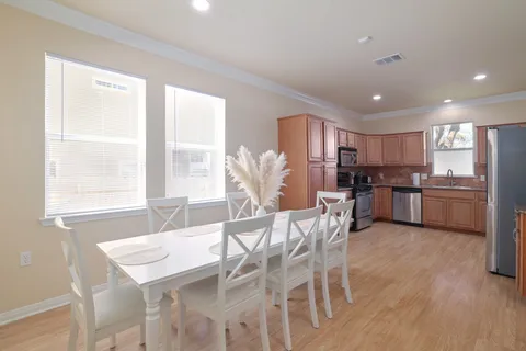 $975,000 | 1178 Bedford Street, Austin, TX 78702