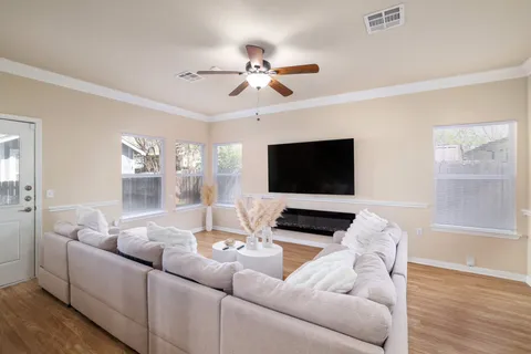 $975,000 | 1178 Bedford Street, Austin, TX 78702