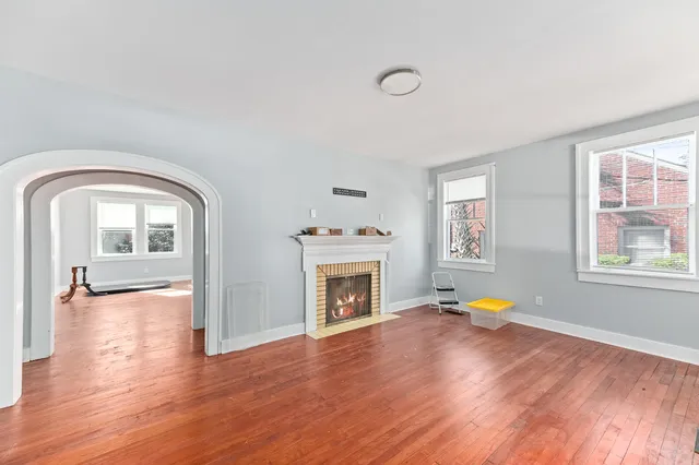 $4,000 | 319 Grove Street, Charleston, SC 29403