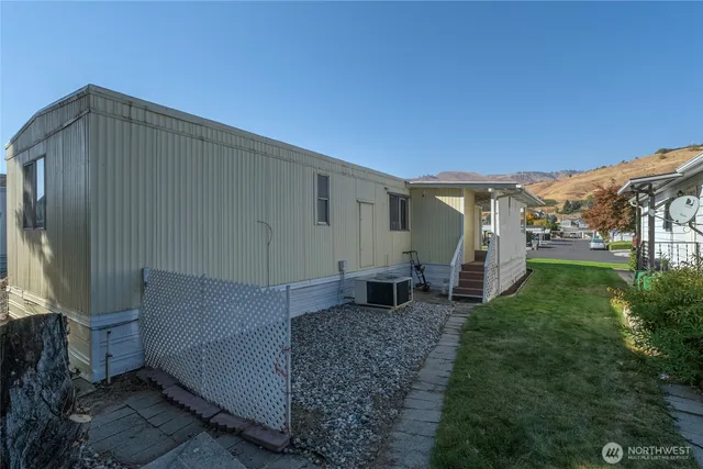 $74,900 | 1608 North Western Avenue, Unit 27, Wenatchee, WA 98801