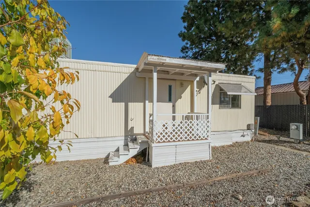 $74,900 | 1608 North Western Avenue, Unit 27, Wenatchee, WA 98801