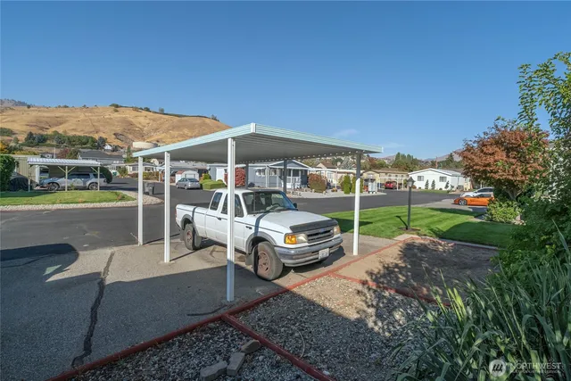 $74,900 | 1608 North Western Avenue, Unit 27, Wenatchee, WA 98801
