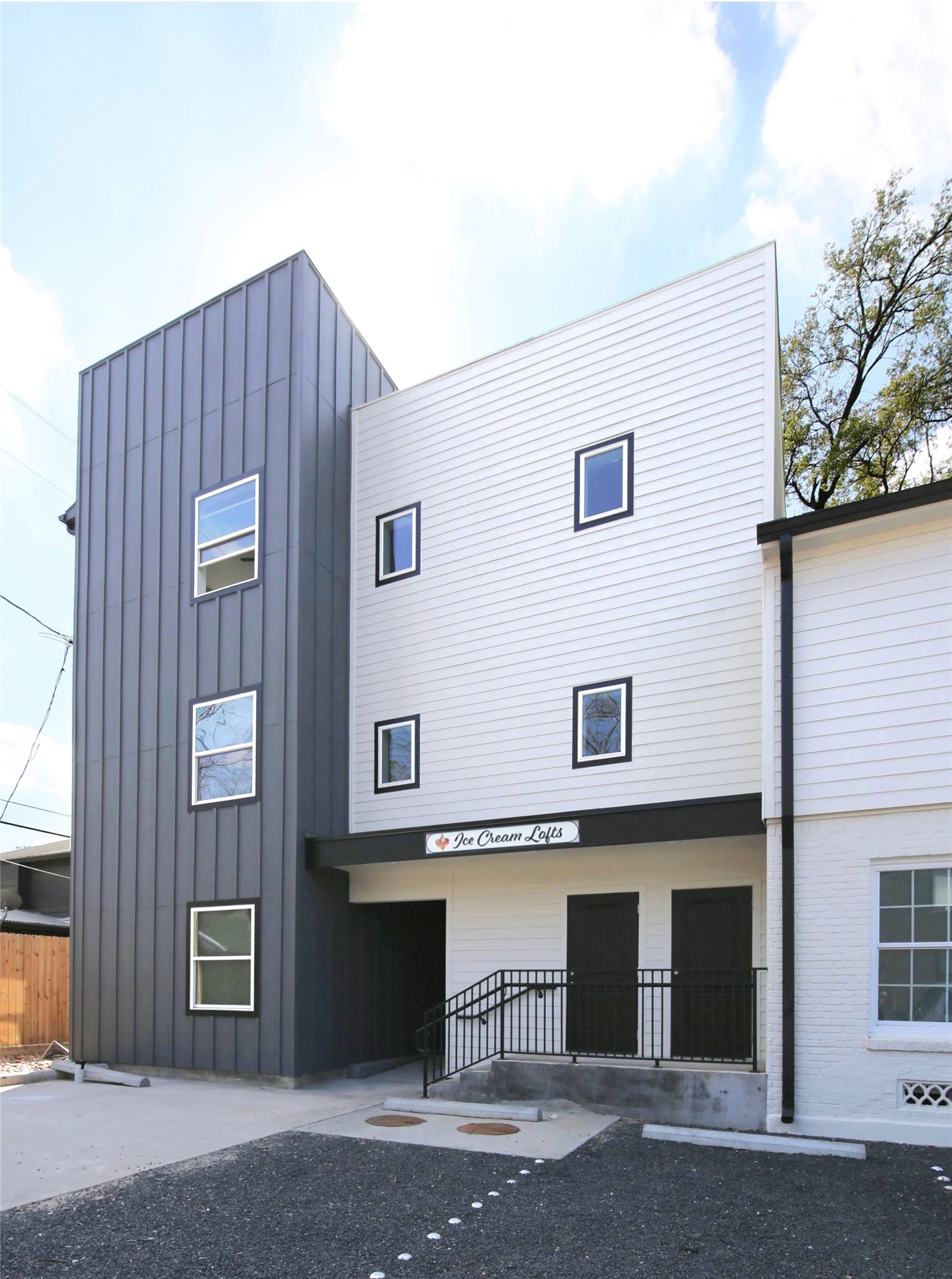 1719 Westheimer Road, Unit B Houston, TX 77098 - Photo 2 of 11