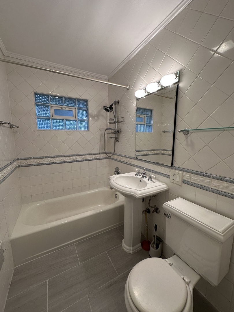 7010 Foster Street Morton Grove, IL 60053 - Photo 13 of 19