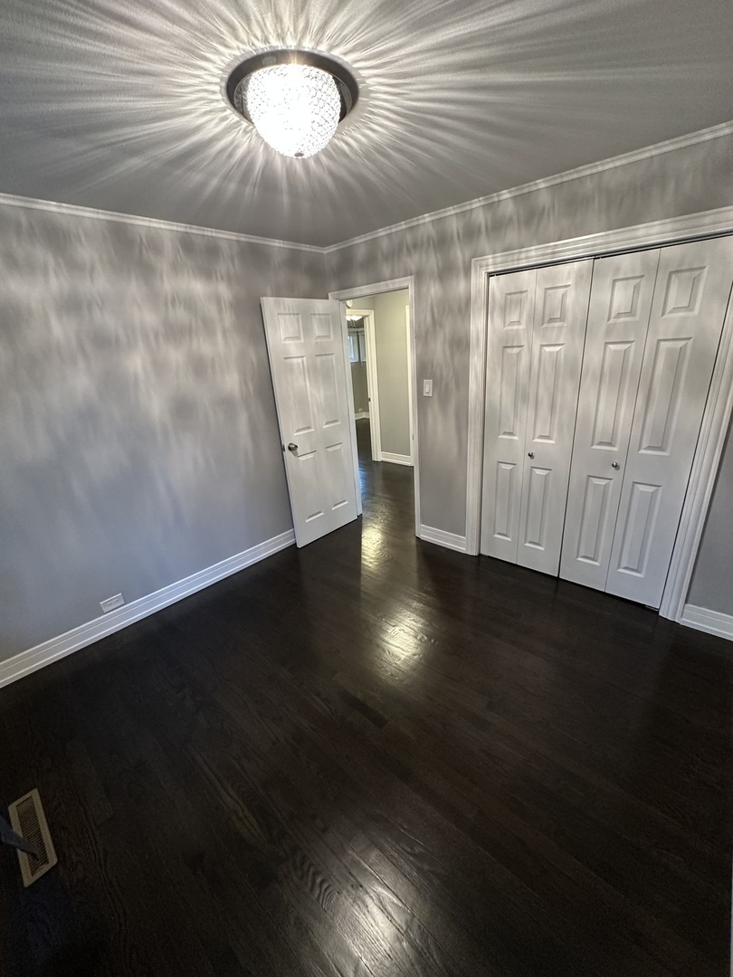 7010 Foster Street Morton Grove, IL 60053 - Photo 17 of 19