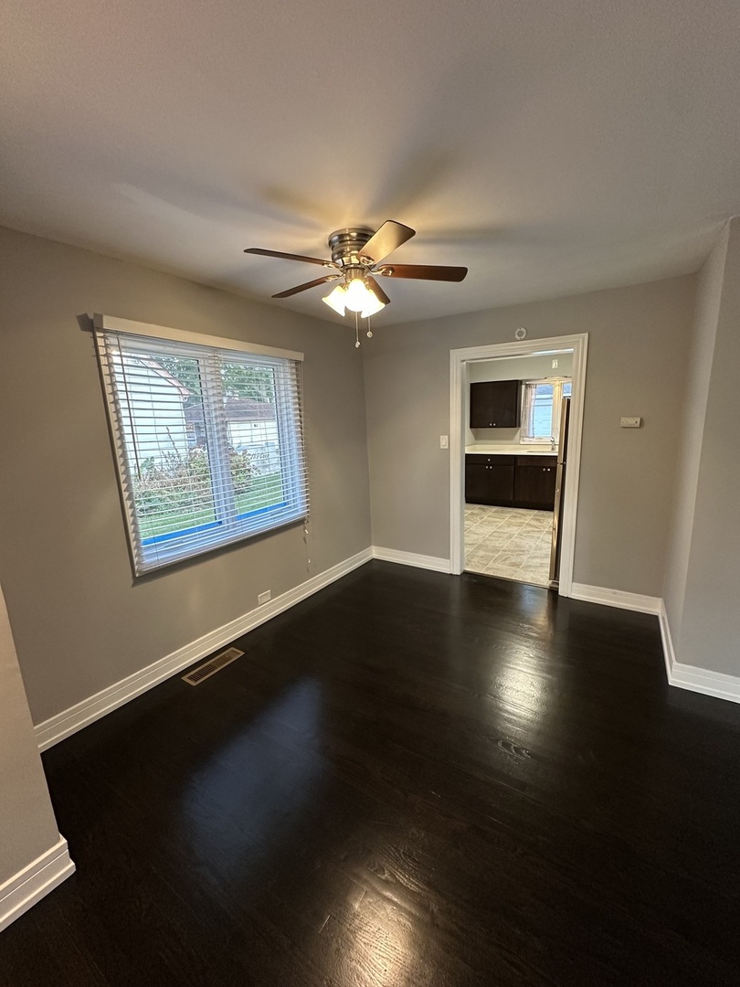 7010 Foster Street Morton Grove, IL 60053 - Photo 5 of 19