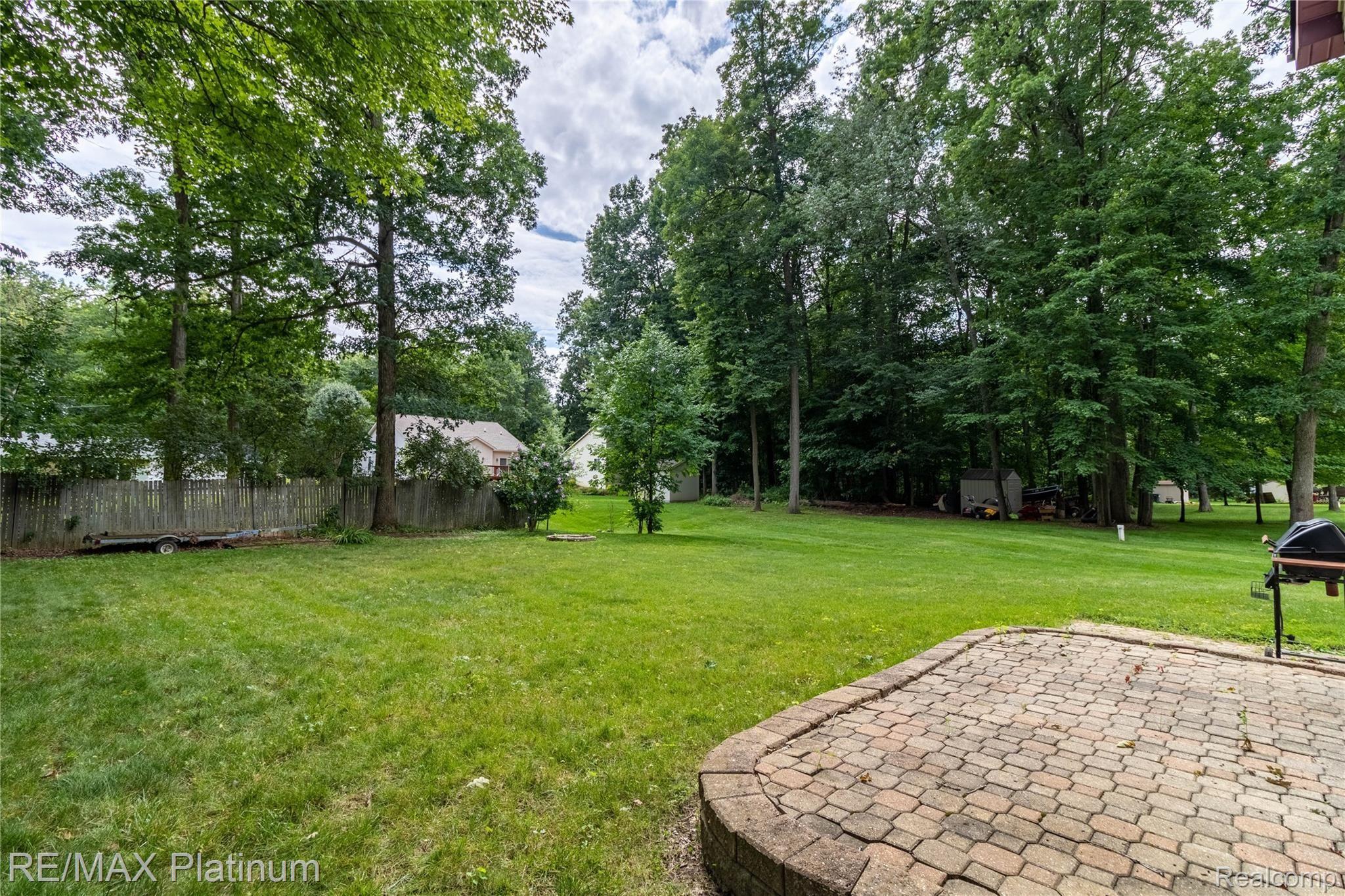 1500 Remsing Street Hartland, MI 48353 - Photo 37 of 39 8.Yard