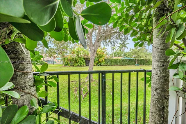 $9,999 | 1080 Northeast 104th Street, Miami Shores, FL 33138