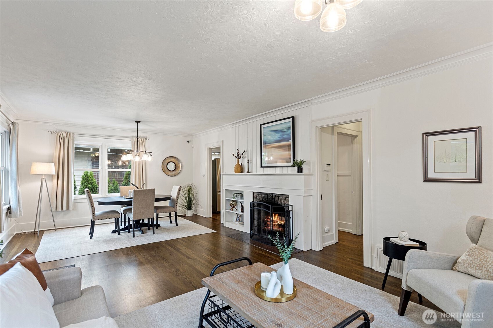3917 Midvale Avenue North, Unit A Seattle, WA 98103 - Photo 9 of 37
