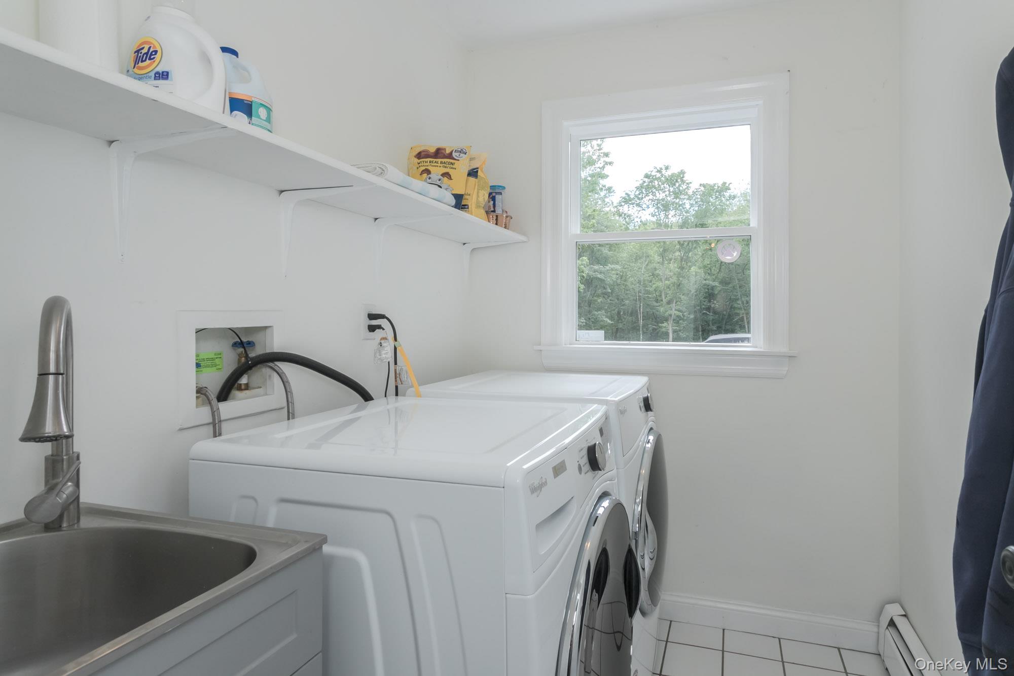 102 Beverly Road Chester, NY 10918 - Photo 16 of 49 a utility room with dryer and washer