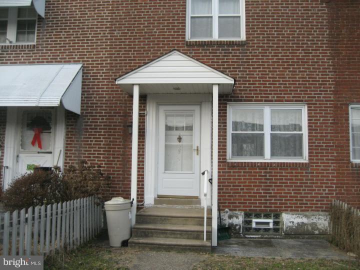 219 Overlook Road Philadelphia, PA 19128 - Photo 3 of 17 Exterior Front