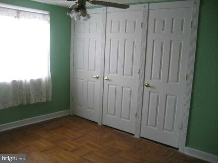 219 Overlook Road Philadelphia, PA 19128 - Photo 10 of 17 Bedroom - Main