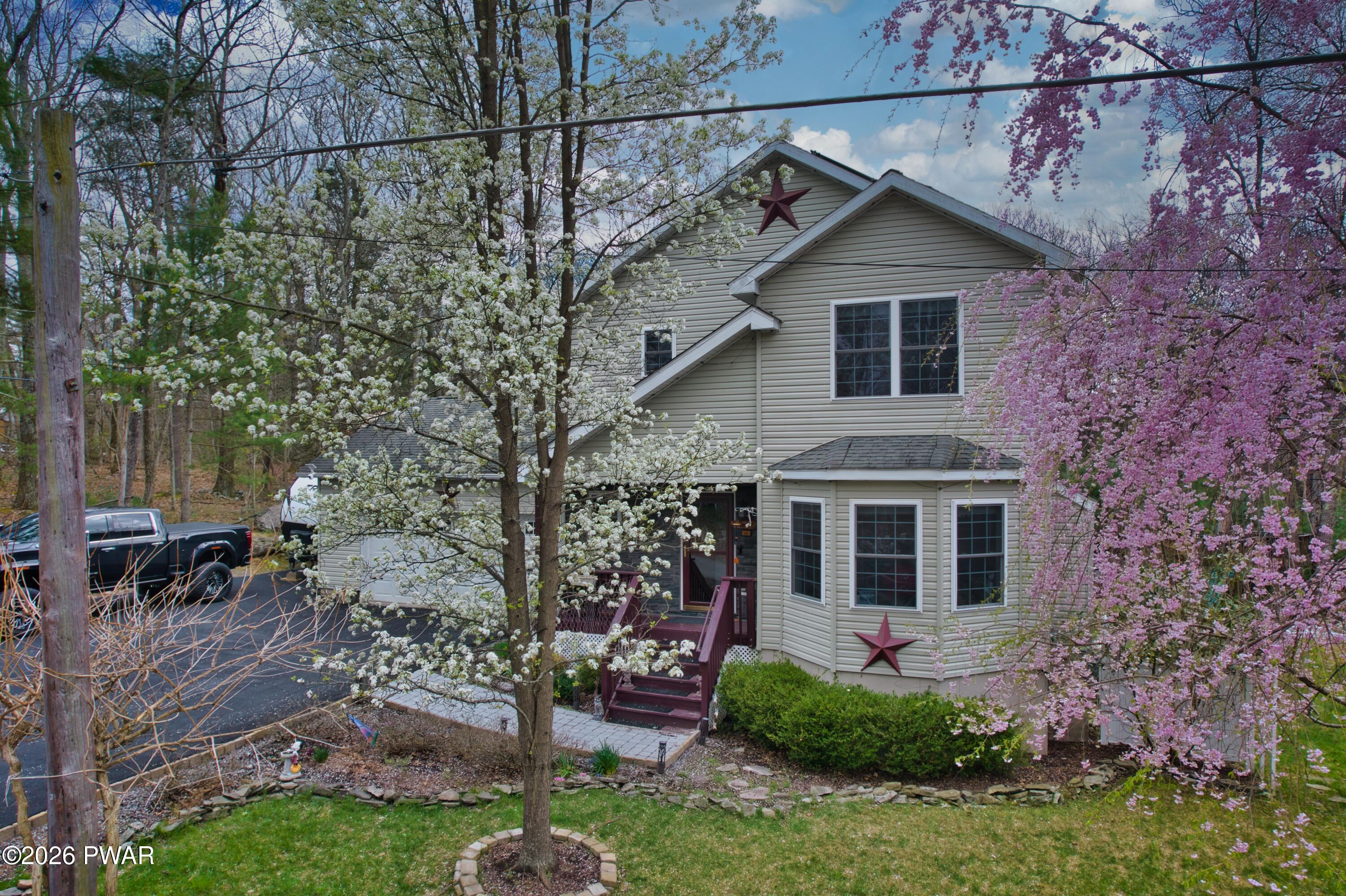 111 Onandaga Road Shohola, PA 18458 - Photo 2 of 54