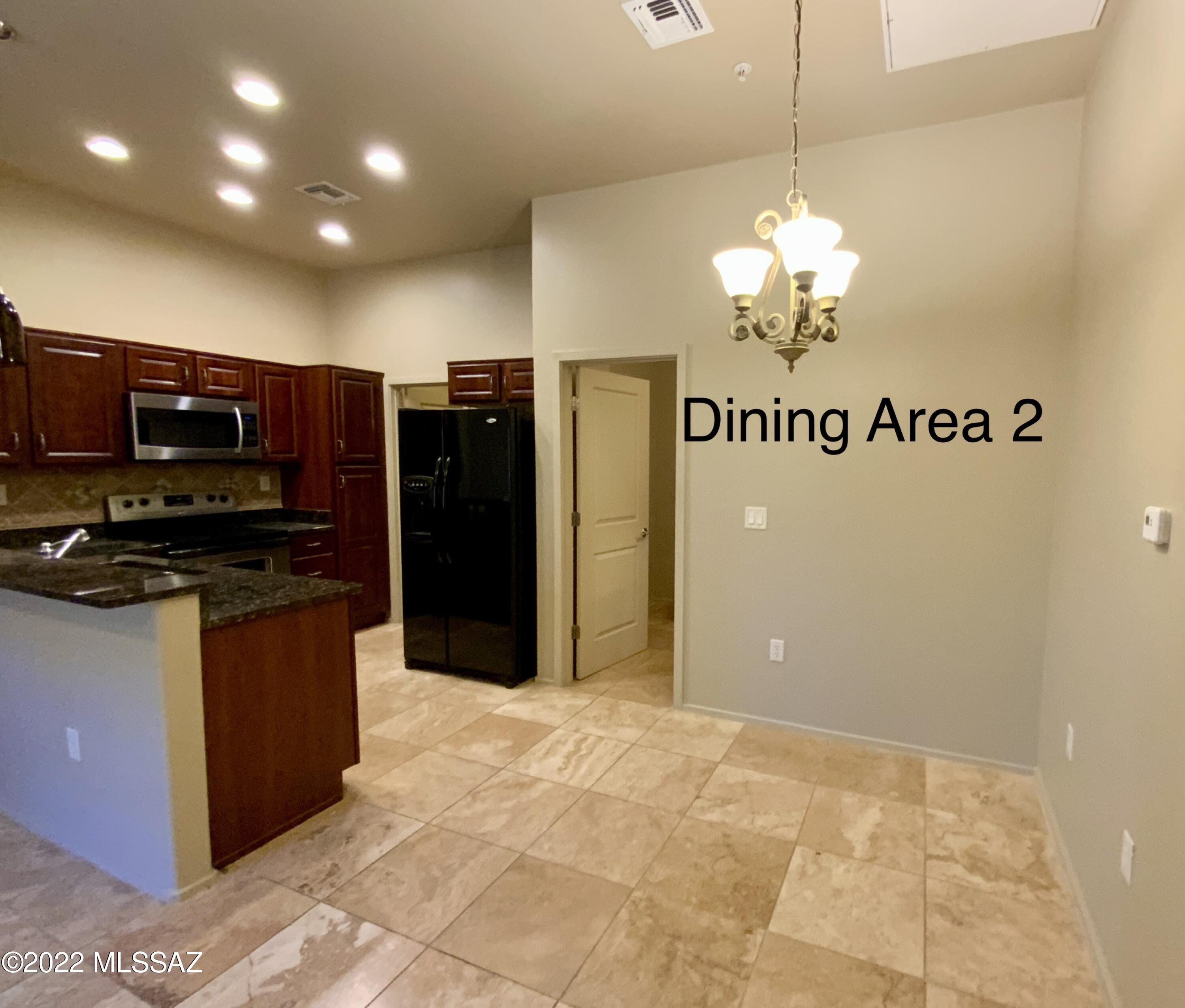 2016 East River Road, Unit 201 Tucson, AZ 85718 - Photo 6 of 16 Gallery Image 6