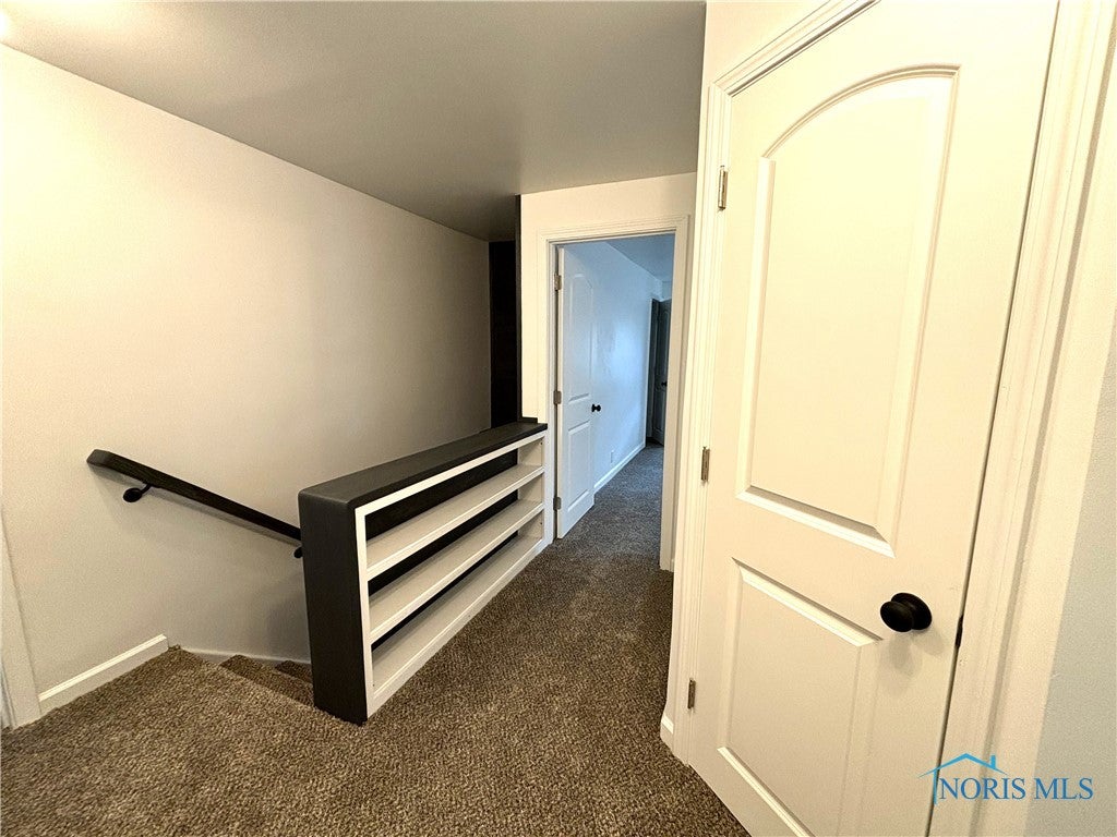 3427 Goddard Road Toledo, OH 43606 - Photo 21 of 37 Upper Level Hallway
