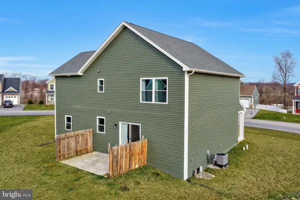 $388,990 | 223 Woodridge Drive, Shippensburg, PA 17257