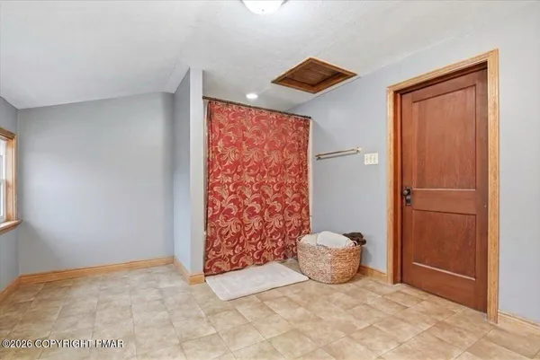 $399,000 | 529 Lindbergh Avenue, Stroudsburg, PA 18360