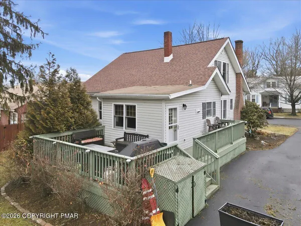 $399,000 | 529 Lindbergh Avenue, Stroudsburg, PA 18360
