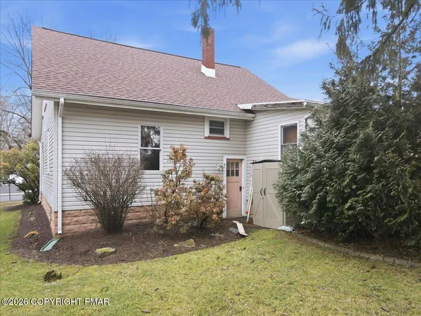 $399,000 | 529 Lindbergh Avenue, Stroudsburg, PA 18360