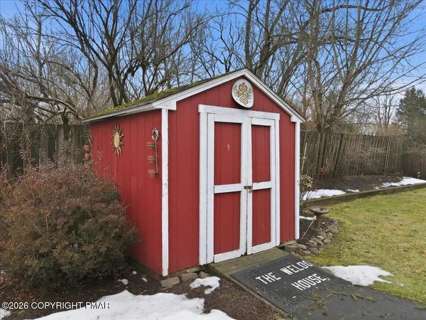 $399,000 | 529 Lindbergh Avenue, Stroudsburg, PA 18360