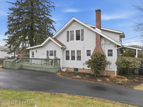 $399,000 | 529 Lindbergh Avenue, Stroudsburg, PA 18360