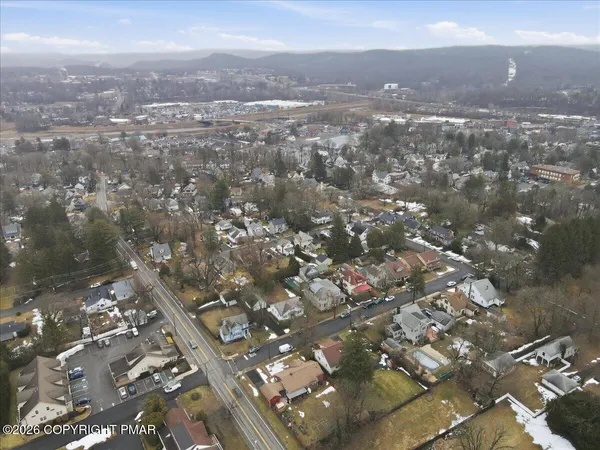 $399,000 | 529 Lindbergh Avenue, Stroudsburg, PA 18360