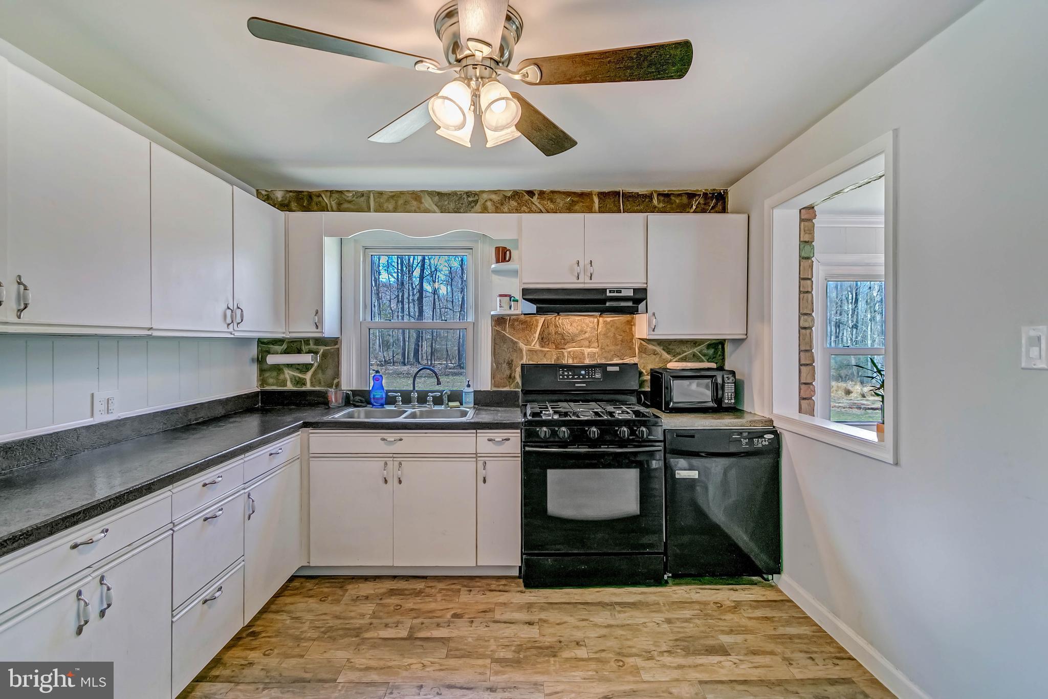 5430 Hawthorne Road La Plata, MD 20646 - Photo 6 of 25 Gallery Image 6