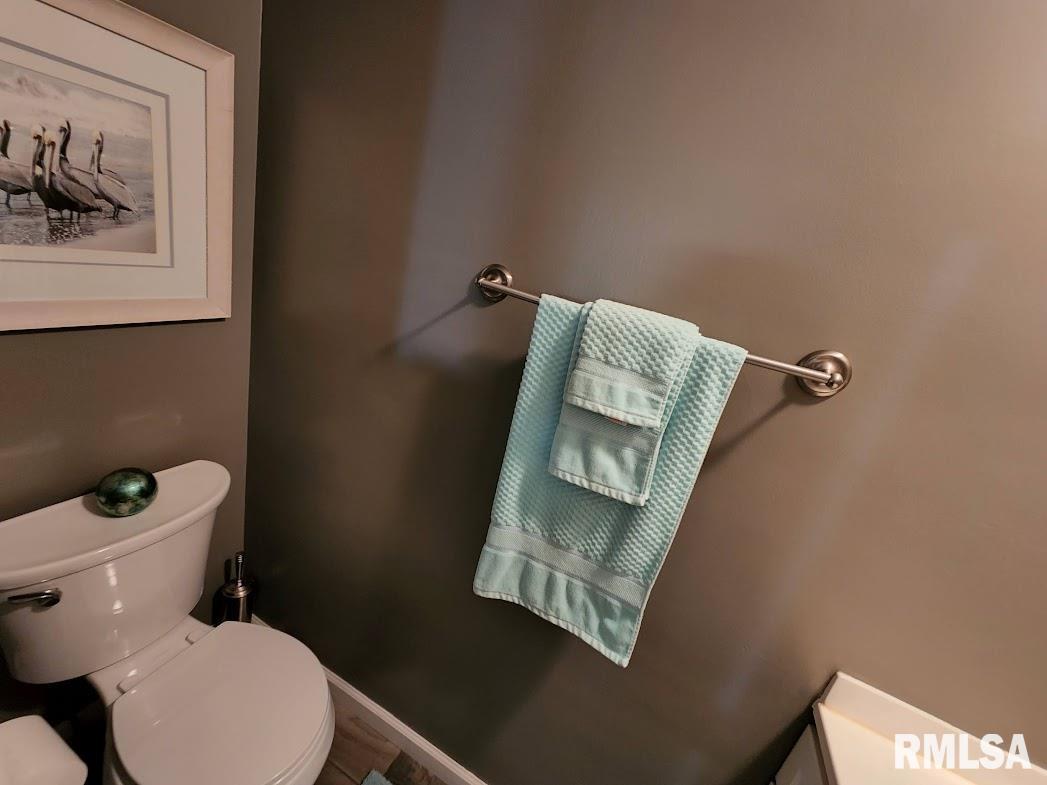 1800 Bloomington Road East Peoria, IL 61611 - Photo 23 of 67