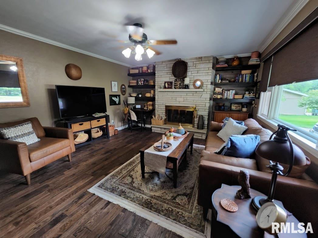 1800 Bloomington Road East Peoria, IL 61611 - Photo 8 of 67