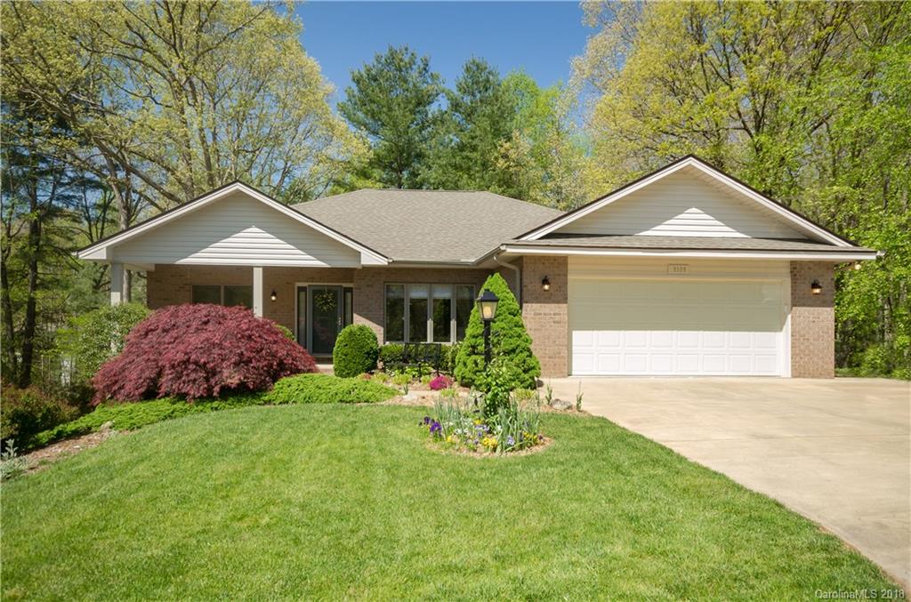 3109 Cove Loop Road, Unit 3 Hendersonville, NC 28739 - Photo 1 of 24 Gallery Image 1