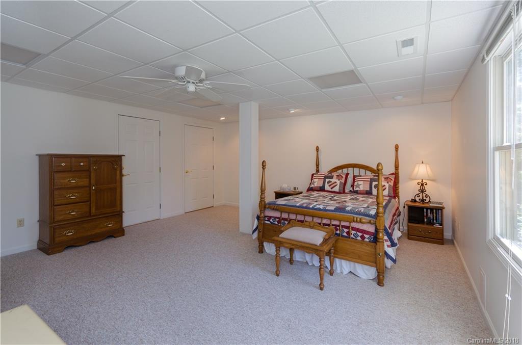 3109 Cove Loop Road, Unit 3 Hendersonville, NC 28739 - Photo 17 of 24 Gallery Image 17