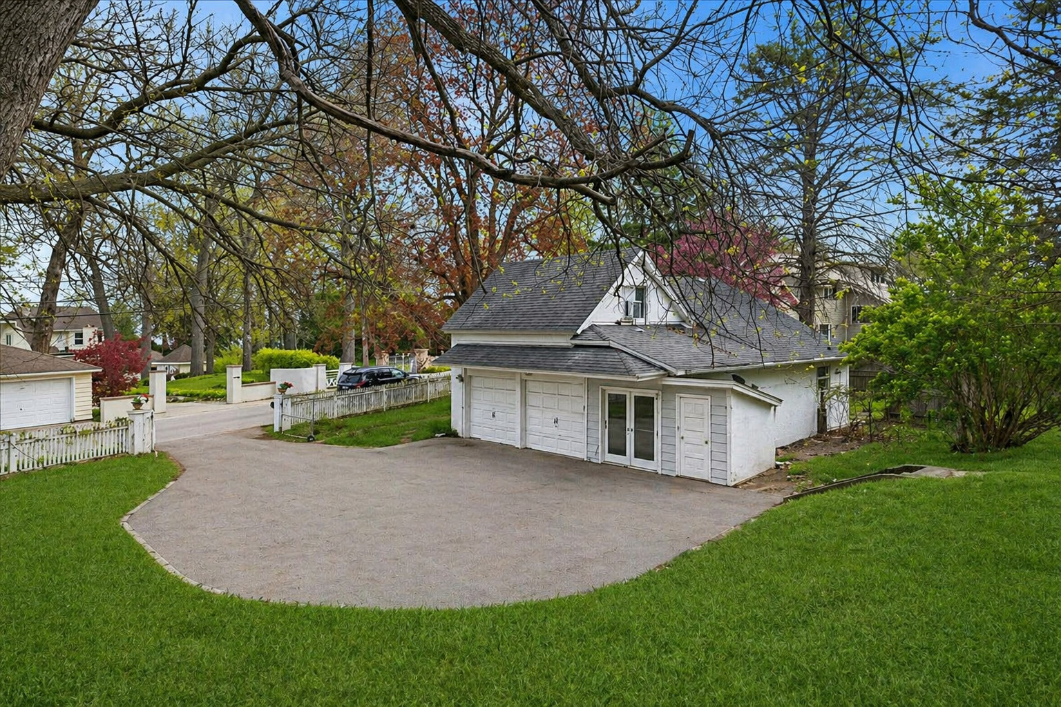 709 Regner Road McHenry, IL 60051 - Photo 2 of 22