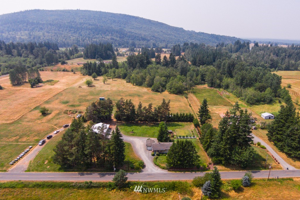 4161 Y Road Bellingham, WA 98226 - Photo 17 of 24 Gallery Image 17
