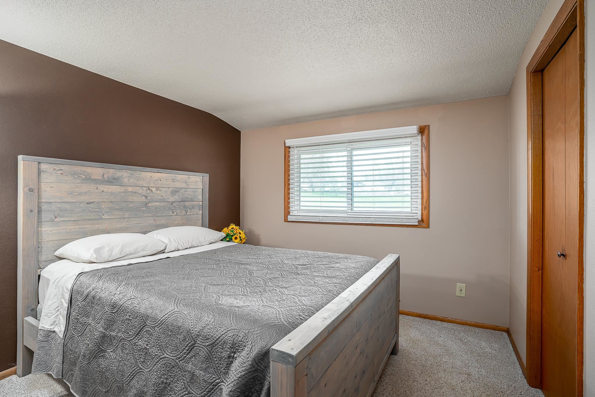 10742 Loop Road Savanna, IL 61074 - Photo 11 of 30 Gallery Image 11