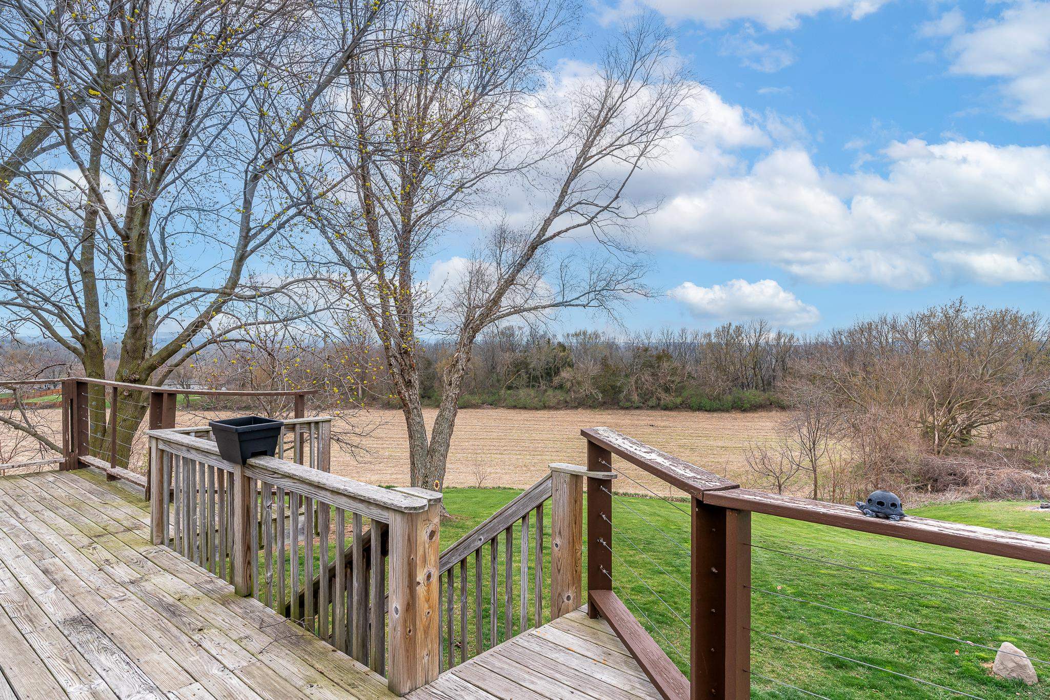 10742 Loop Road Savanna, IL 61074 - Photo 3 of 30 Gallery Image 3