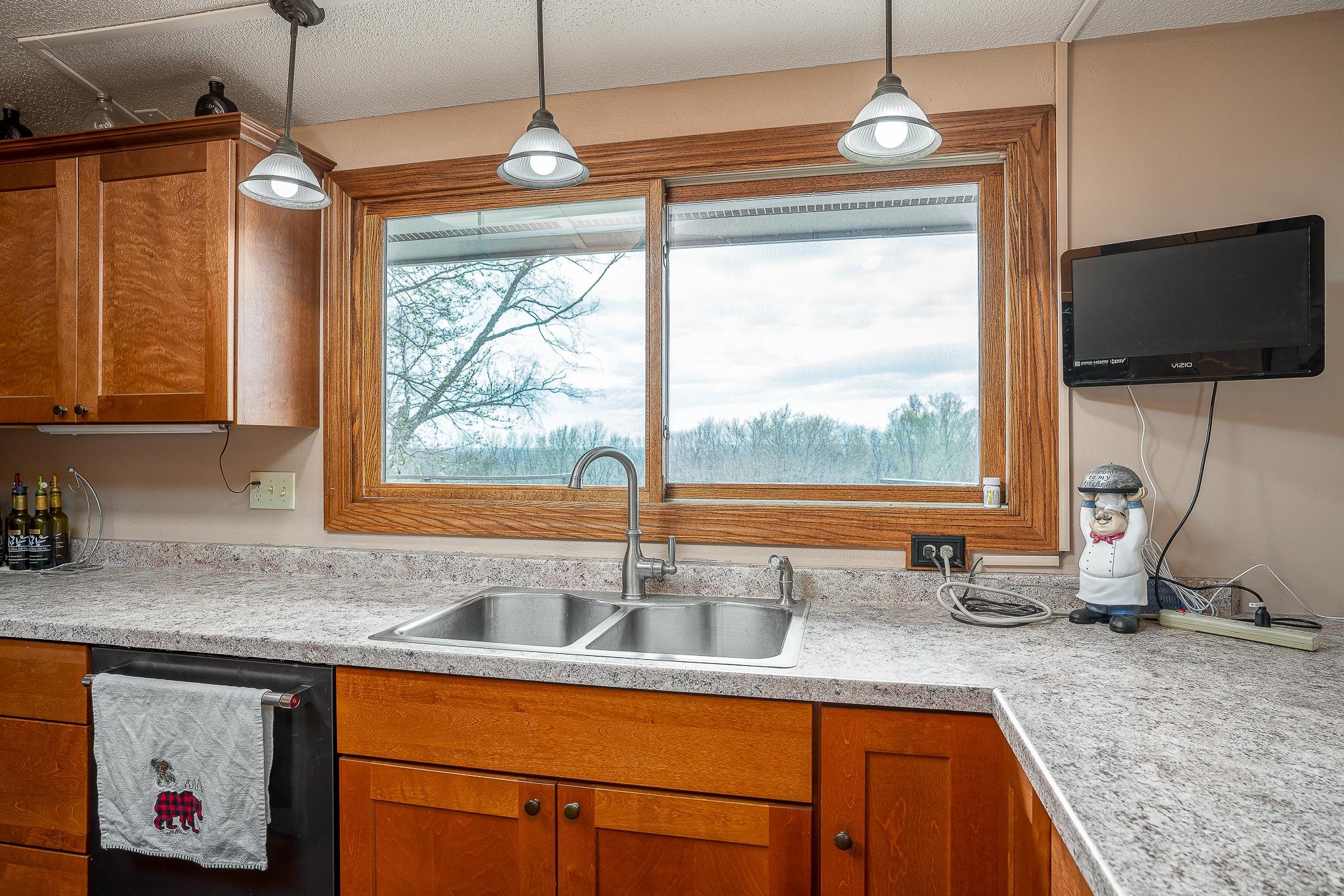 10742 Loop Road Savanna, IL 61074 - Photo 6 of 30 Gallery Image 6