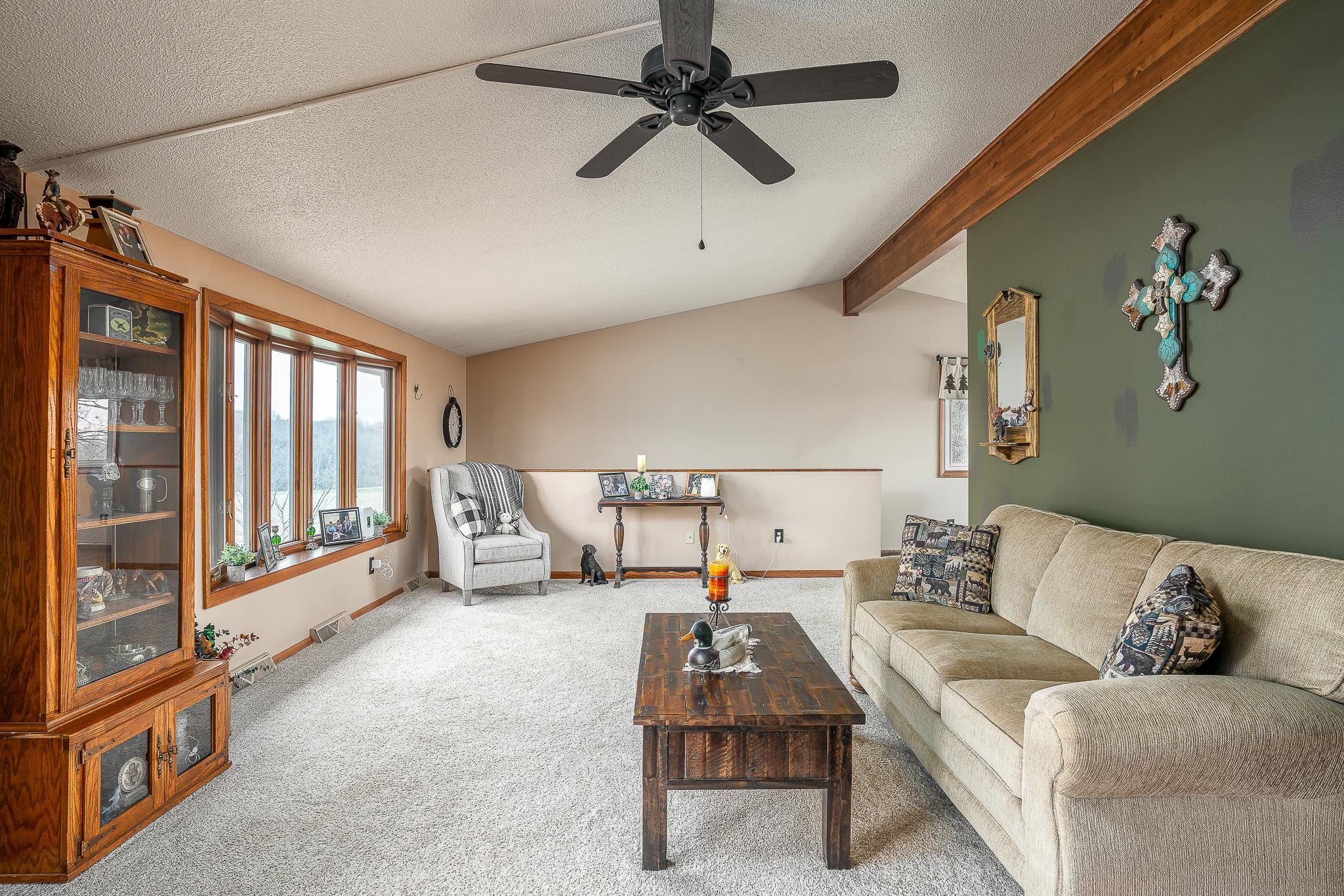 10742 Loop Road Savanna, IL 61074 - Photo 10 of 30 Gallery Image 10
