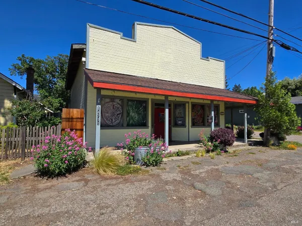 $949,000 | 14211 Highway 128, Boonville, CA 95415