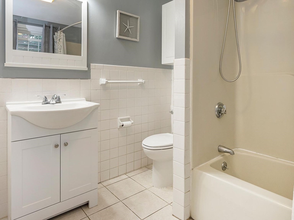 14 Endmoor Road Westford, MA 01886 - Photo 10 of 34