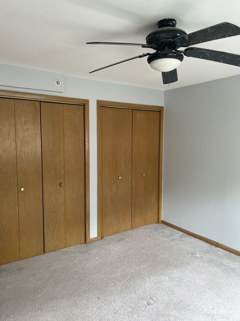 8739 South Roberts Road, Unit 2 Hickory Hills, IL 60457 - Photo 3 of 14