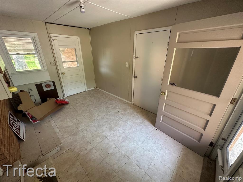 23930 21 Mile Road Macomb, MI 48042 - Photo 3 of 15