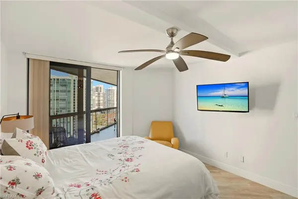 $15,000 | 4551 Gulf Shore Boulevard North, Unit 1500, Naples, FL 34103