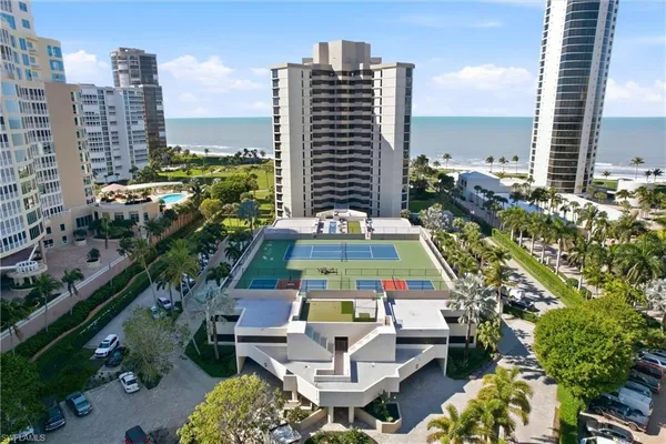 $15,000 | 4551 Gulf Shore Boulevard North, Unit 1500, Naples, FL 34103