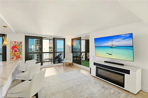 $15,000 | 4551 Gulf Shore Boulevard North, Unit 1500, Naples, FL 34103