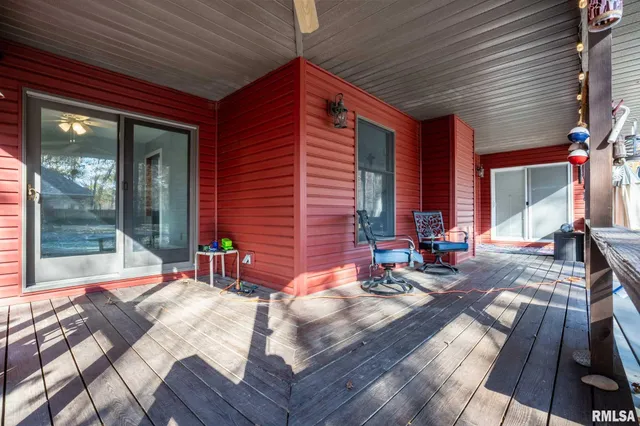 $489,900 | 1901 Spring Garden Road, Marion, IL 62959