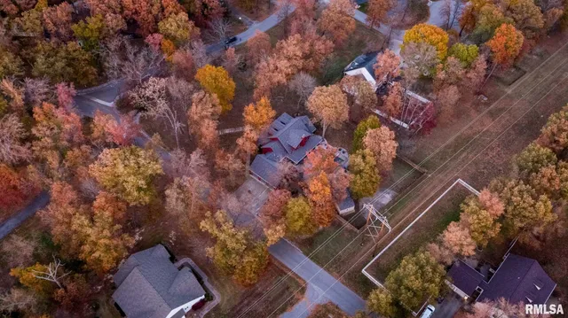 $489,900 | 1901 Spring Garden Road, Marion, IL 62959