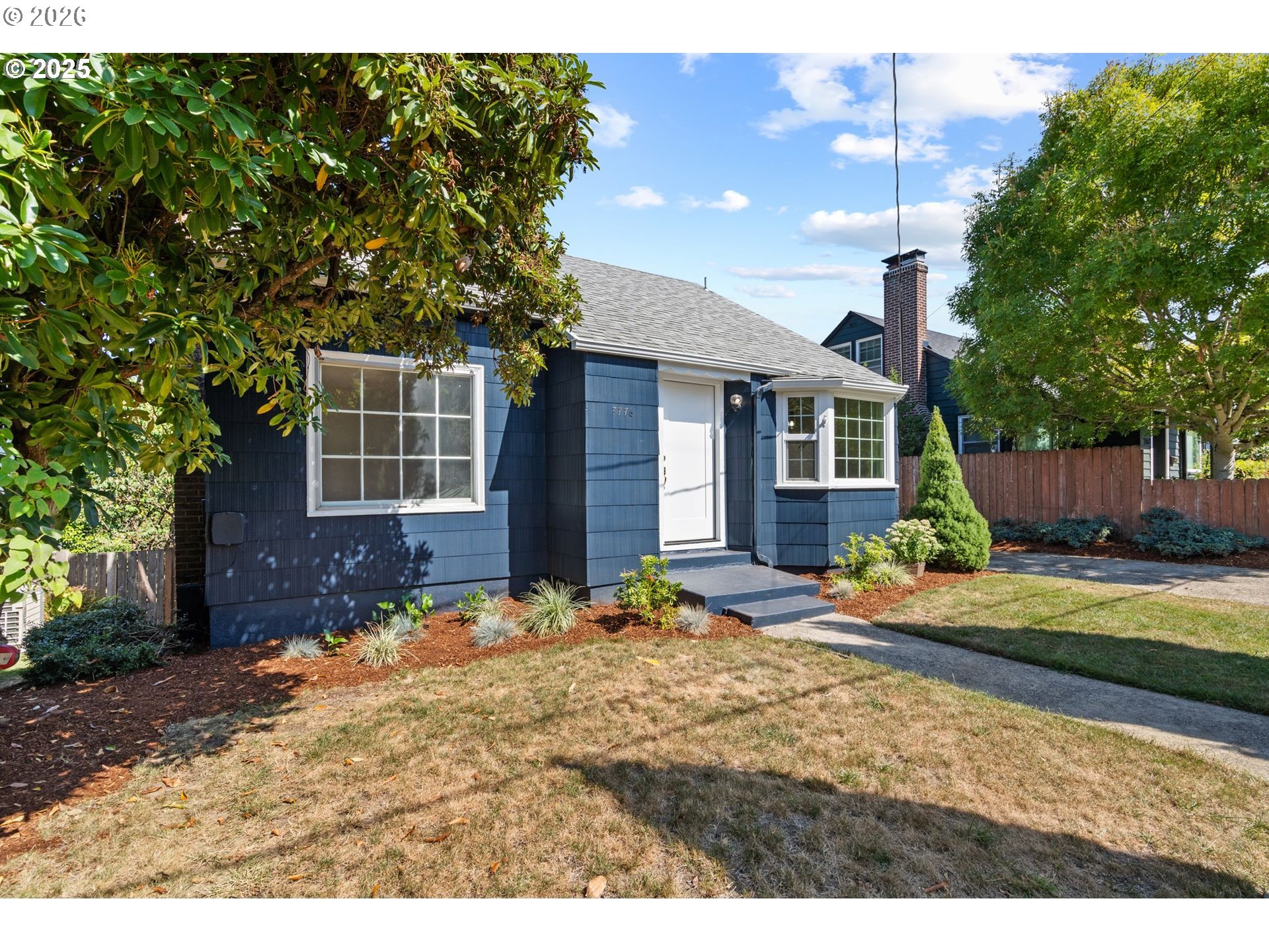 7776 Southwest 5th Avenue Portland, OR 97219 - Photo 2 of 46