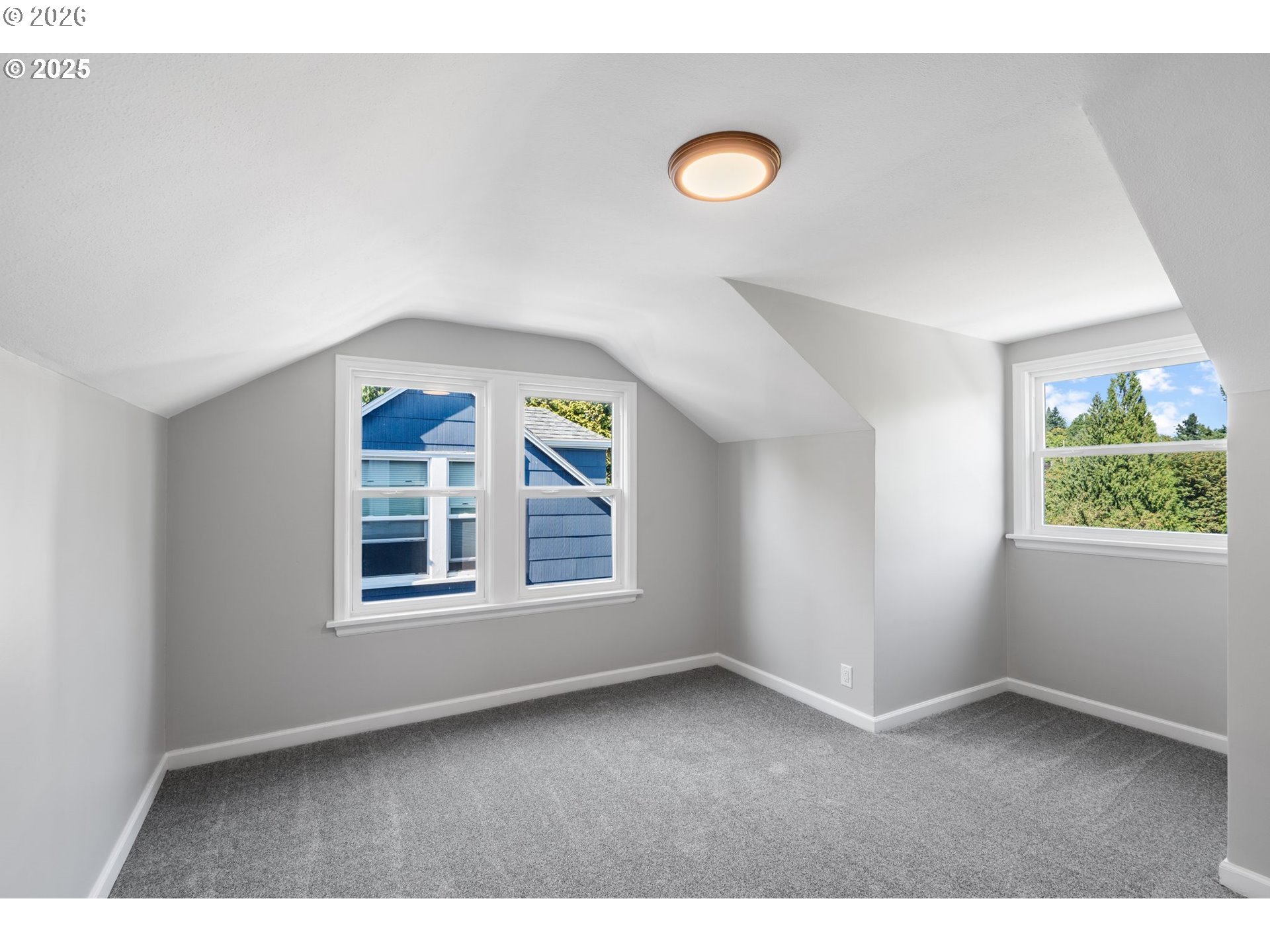 7776 Southwest 5th Avenue Portland, OR 97219 - Photo 23 of 46